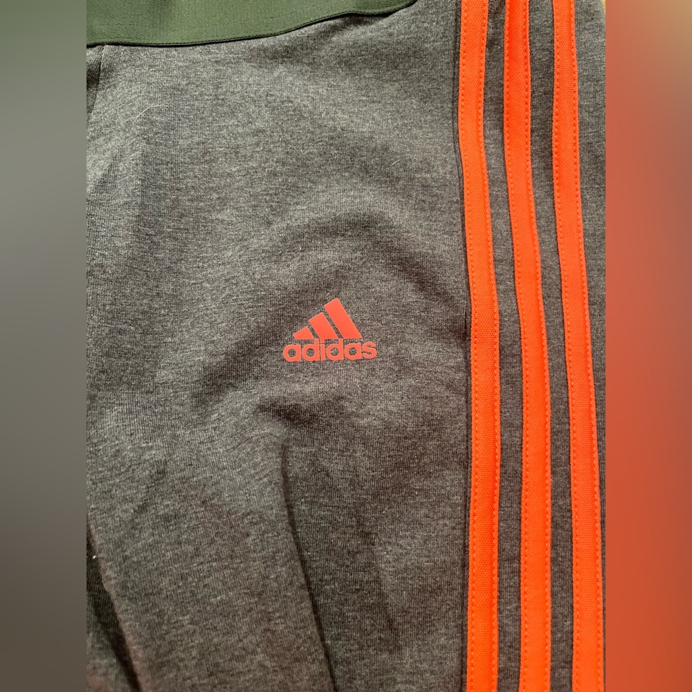 NWT Adidas Women’s Essential 3 Stripes Leggings - Picture 8 of 11